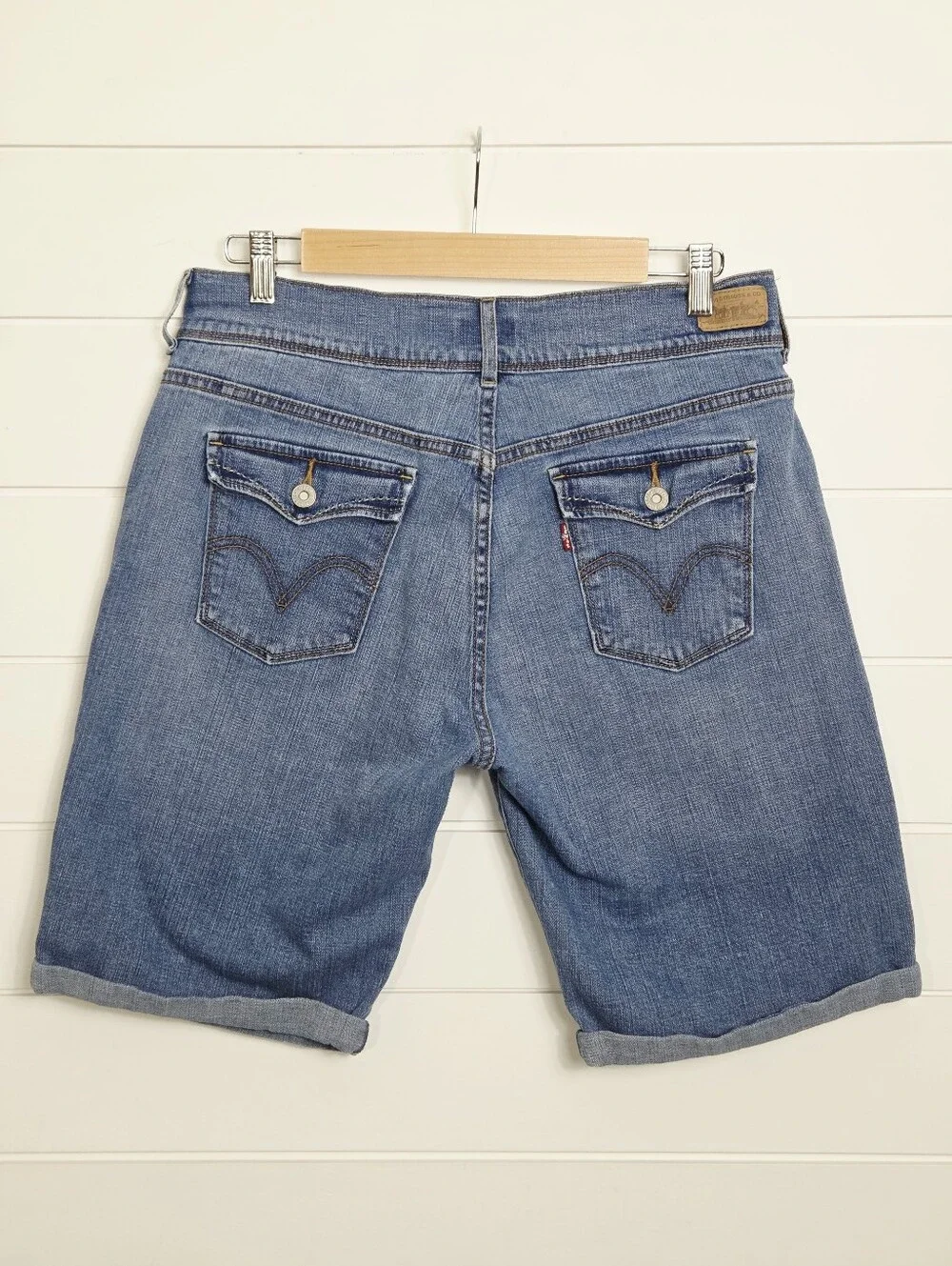 Levis classic levi
